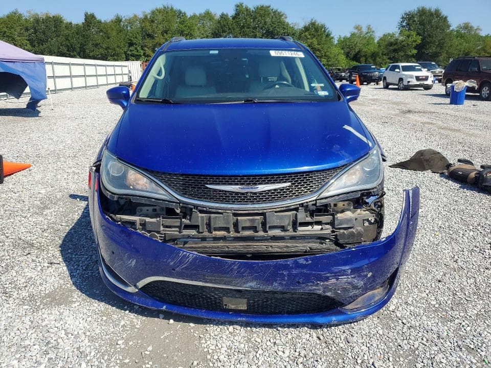 2019 CHRYSLER PACIFICA TOURING L 5