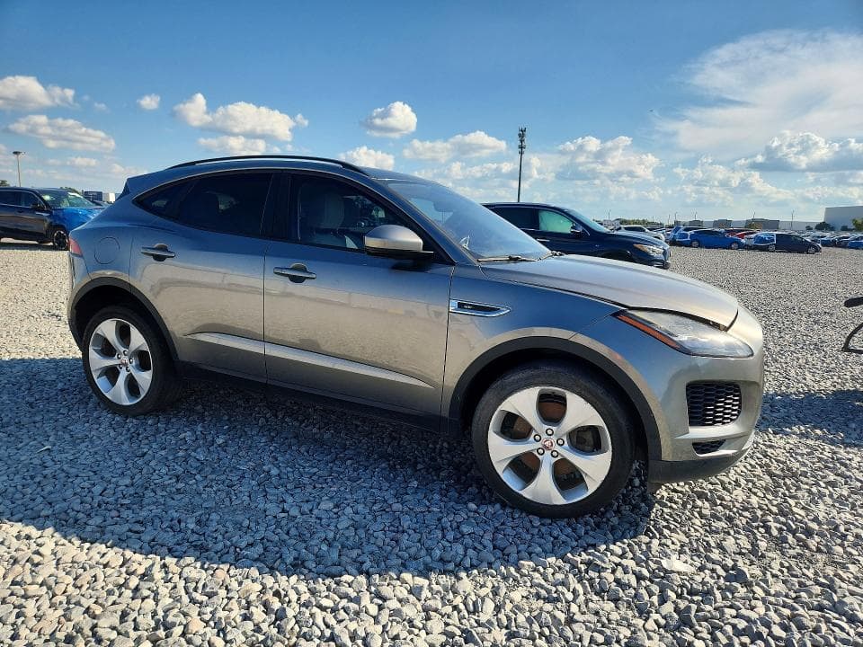 2019 JAGUAR E-PACE SE 4
