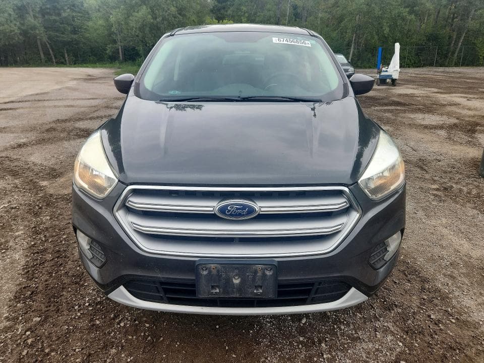 2017 FORD ESCAPE SE 5