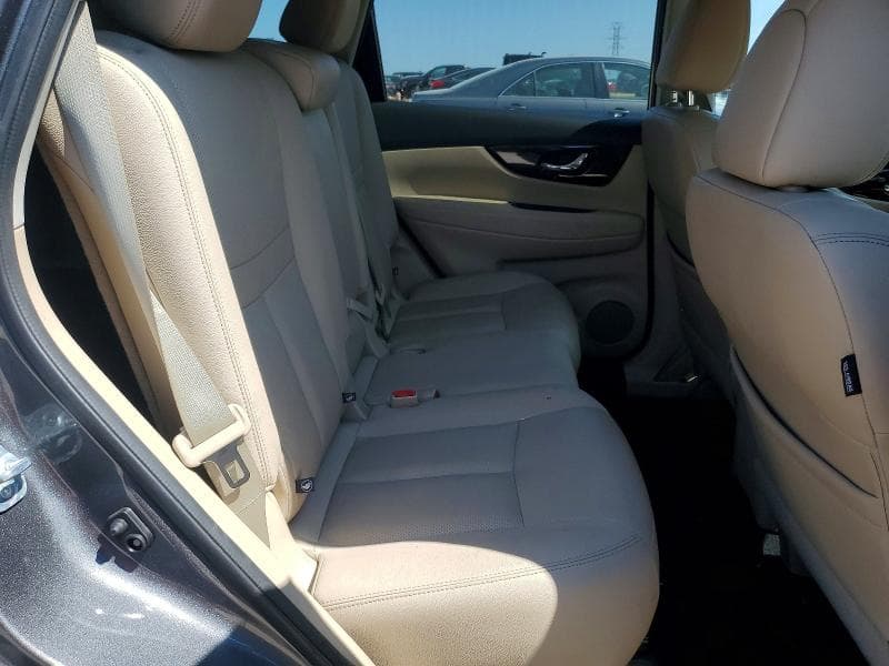 2017 NISSAN ROGUE SL 11