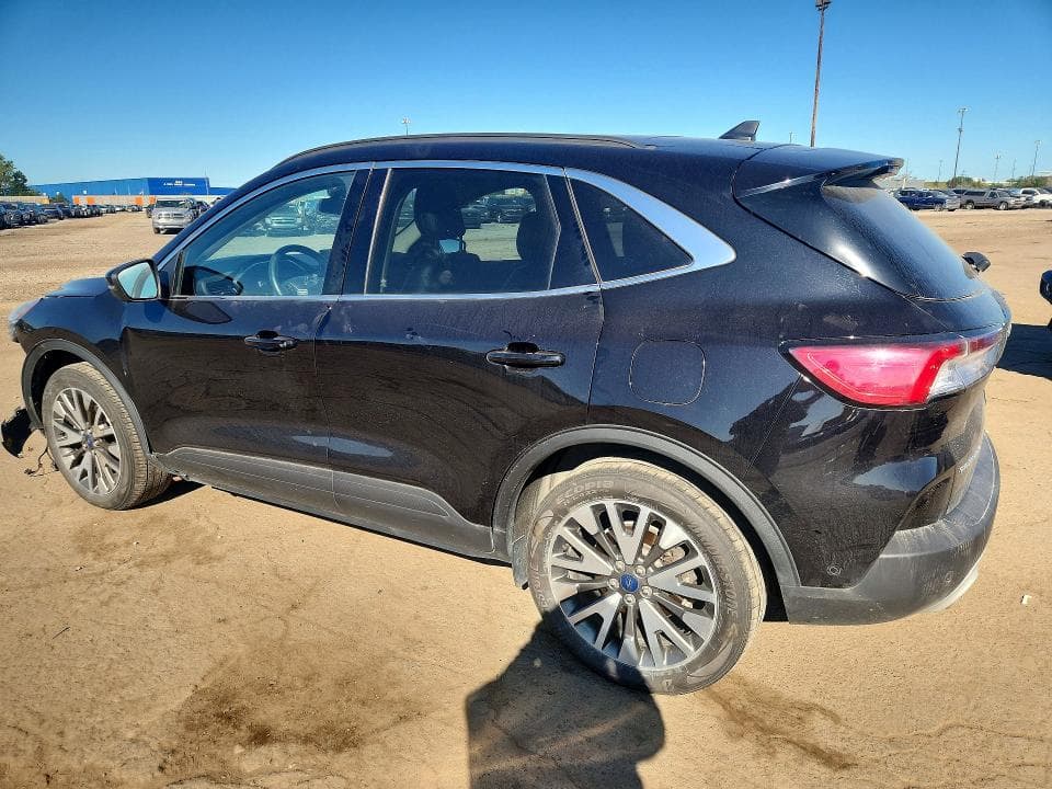 2020 FORD ESCAPE TITANIUM 2