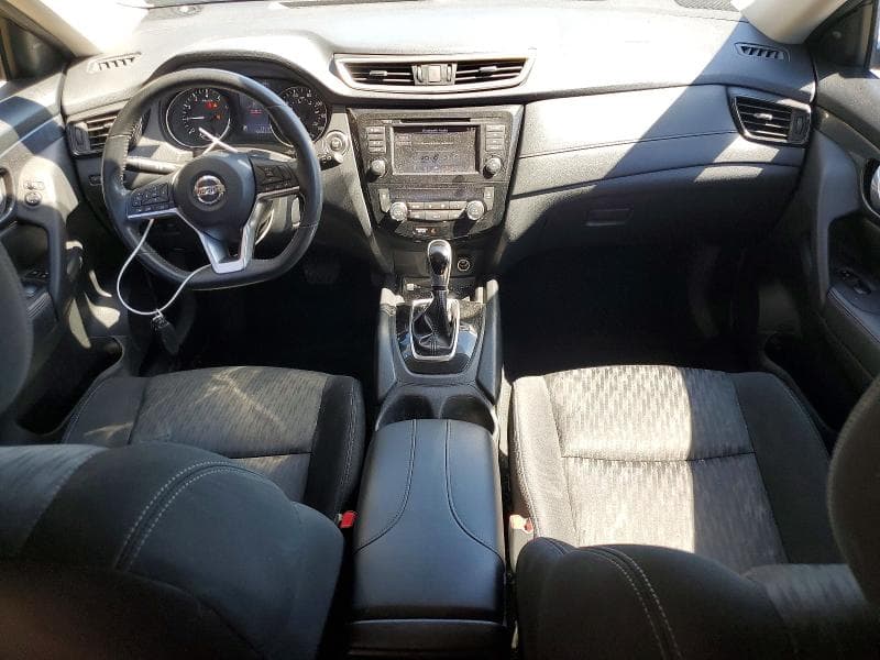 2018 NISSAN ROGUE SV 8