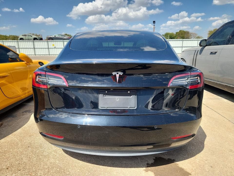2021 TESLA MODEL 3 6