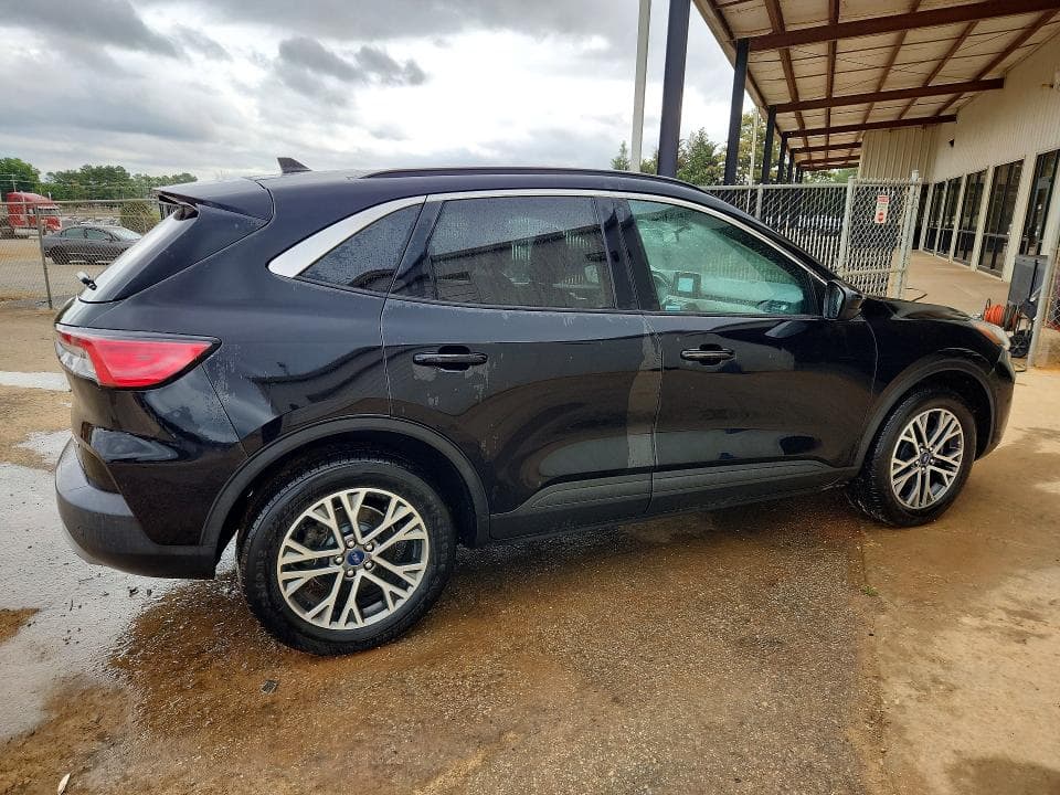 2021 FORD ESCAPE SEL 3