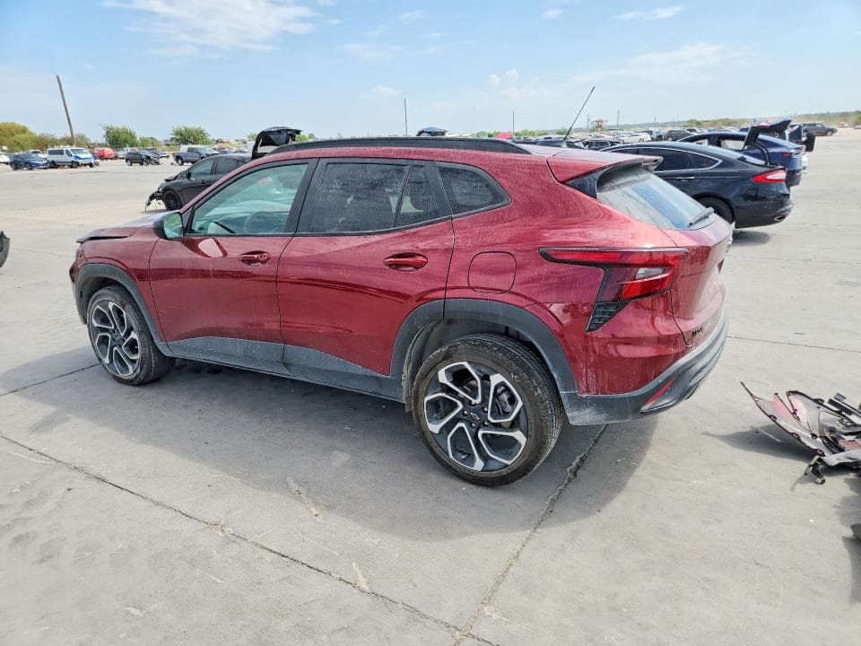 2024 CHEVROLET TRAX 2RS 2
