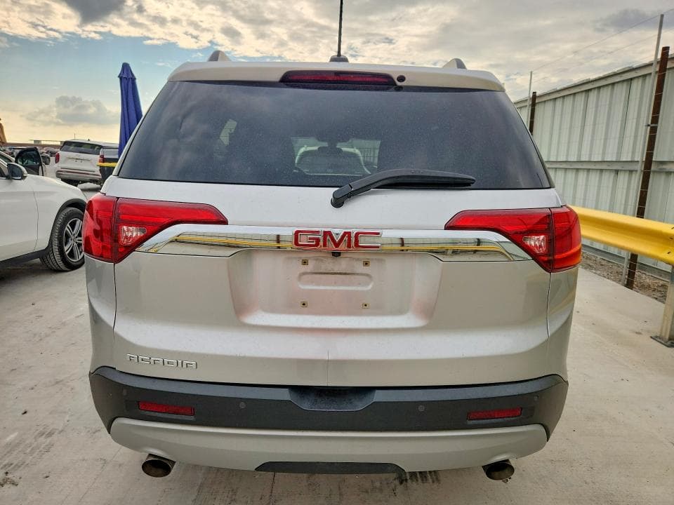 2017 GMC ACADIA SLE 6