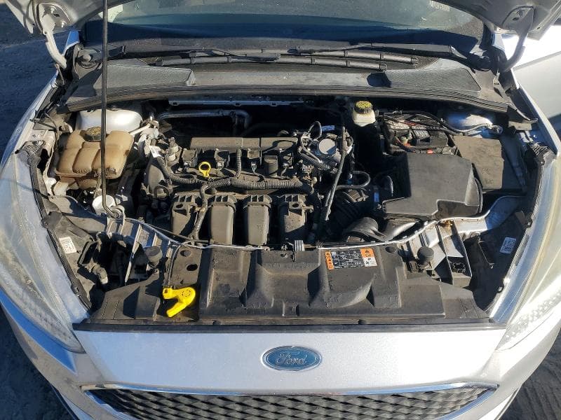 2017 FORD FOCUS SE 11