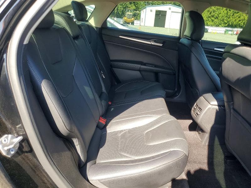 2017 FORD FUSION TITANIUM 10