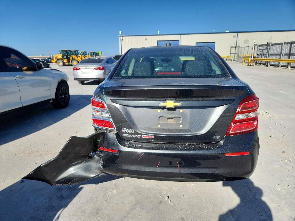 2017 CHEVROLET SONIC LT 6