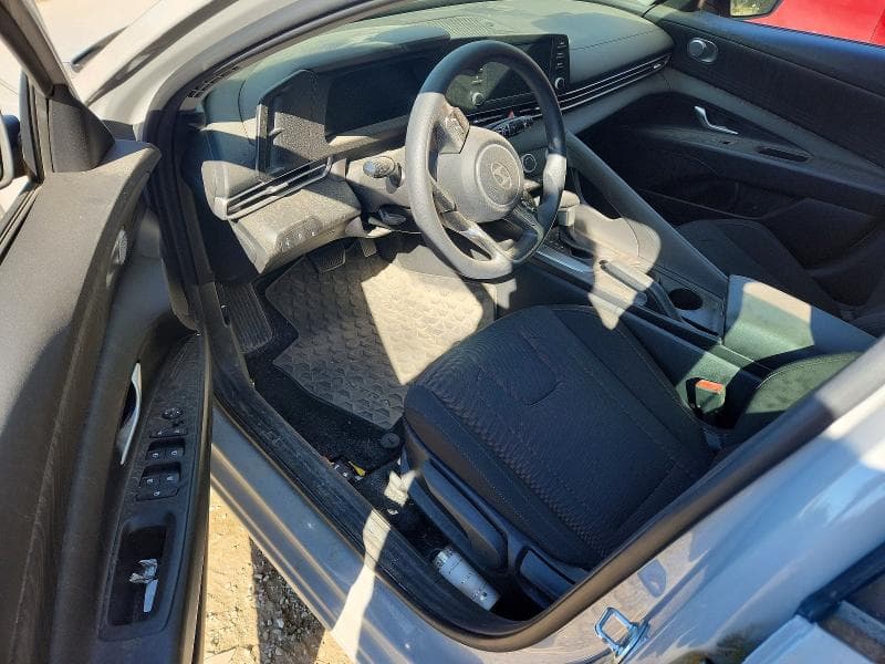 2024 HYUNDAI ELANTRA SEL 8