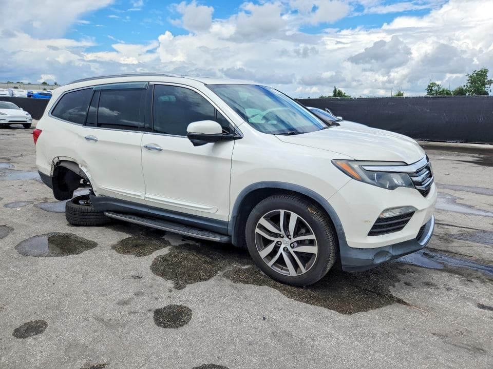 2018 HONDA PILOT TOURING 4