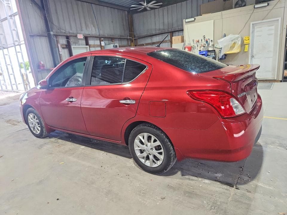 2018 NISSAN VERSA SV 2