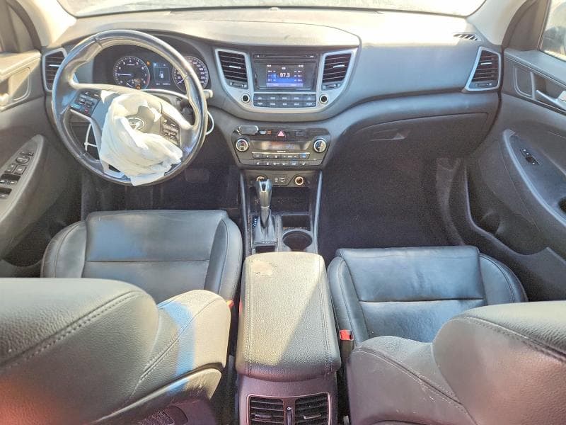 2017 HYUNDAI TUCSON SE 8