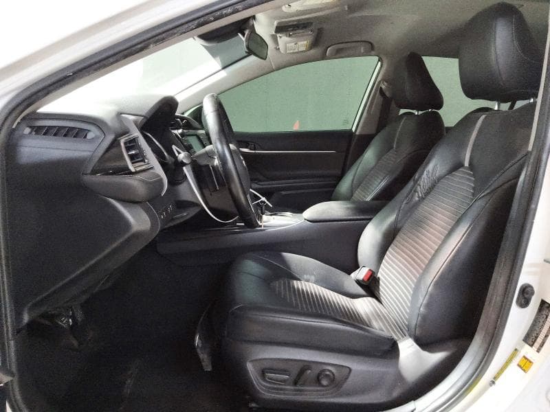2020 TOYOTA CAMRY SE 7