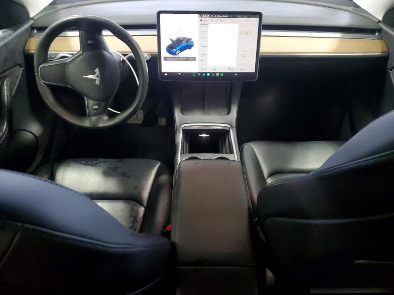 2021 TESLA MODEL Y 8