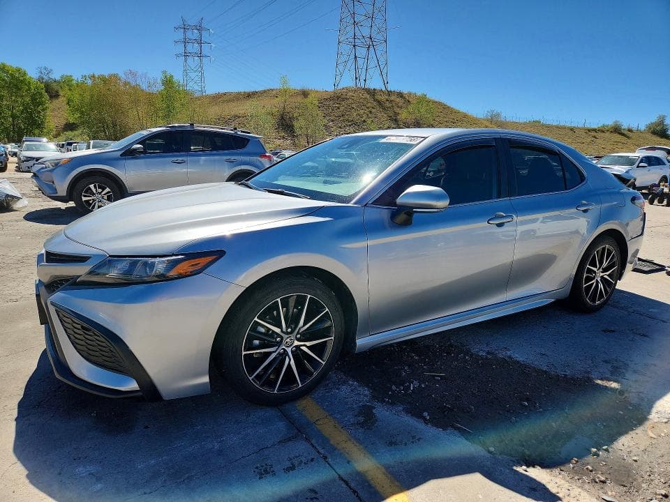 2024 TOYOTA CAMRY HYBRID SE - 1