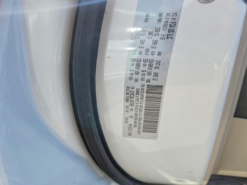2018 CHRYSLER PACIFICA LIMITED 13