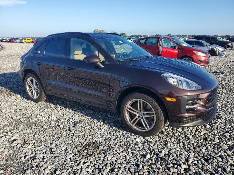 2021 PORSCHE MACAN 4
