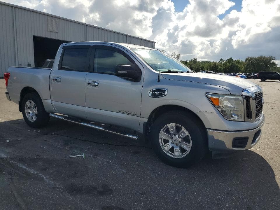 2017 NISSAN TITAN S 4