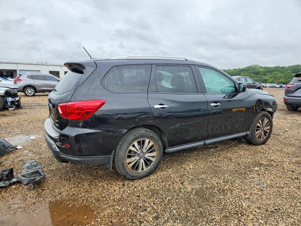 2017 NISSAN PATHFINDER SV 3