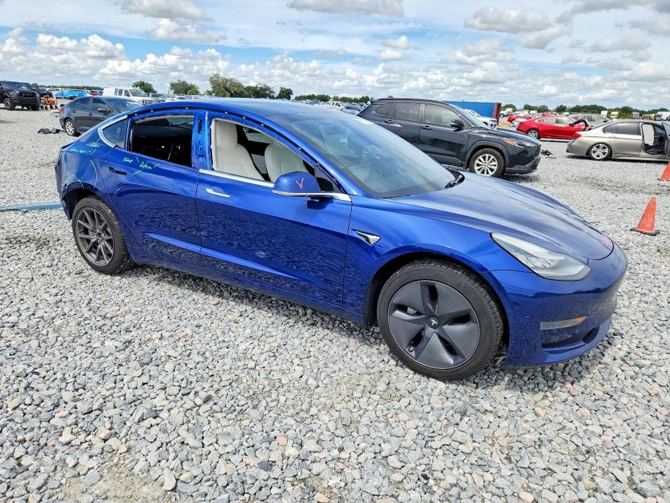2020 TESLA MODEL 3 4