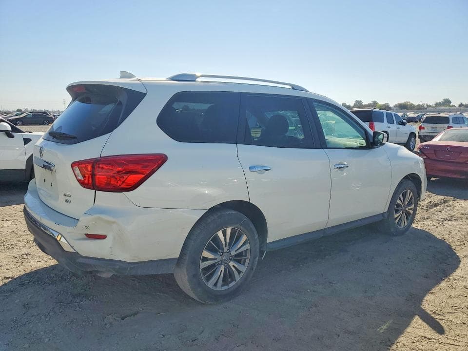 2019 NISSAN PATHFINDER SV 3