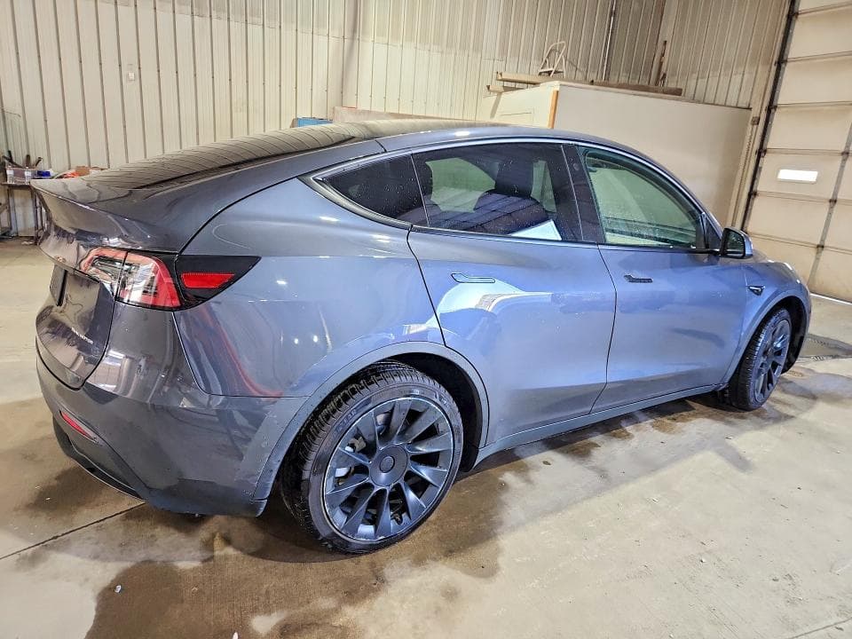 2022 TESLA MODEL Y 3