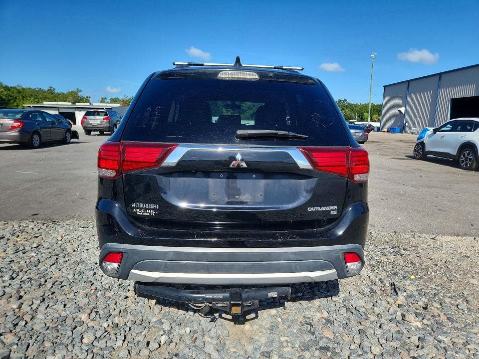 2017 MITSUBISHI OUTLANDER SE 6