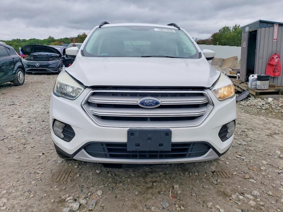 2018 FORD ESCAPE SE 5