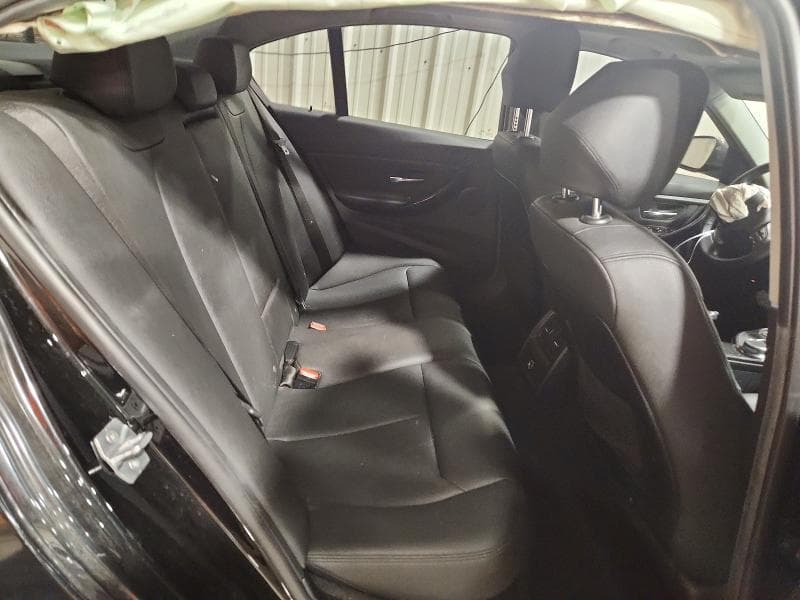 2018 BMW 320 XI 10