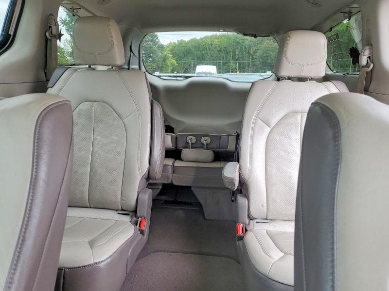 2017 CHRYSLER PACIFICA TOURING L PLUS 10