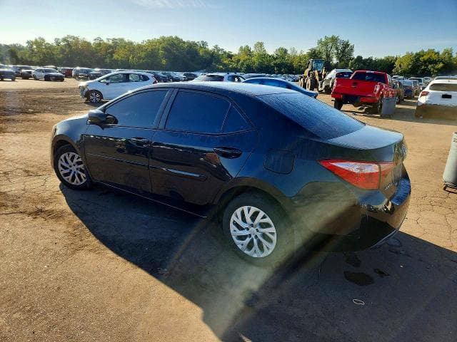 2018 TOYOTA COROLLA LE 2