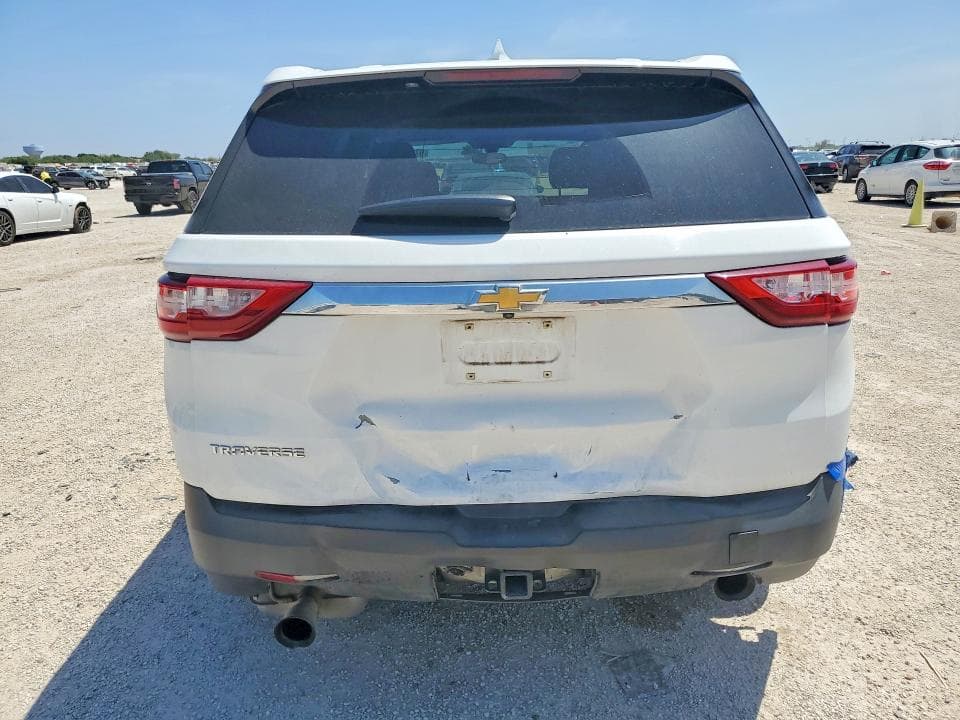 2018 CHEVROLET TRAVERSE LS 6