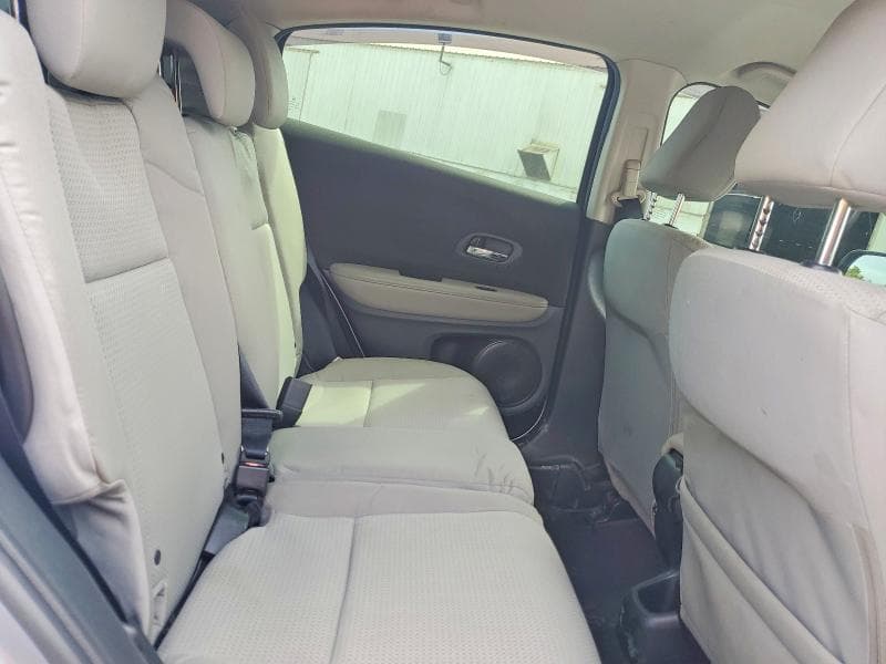 2019 HONDA HR-V LX 10