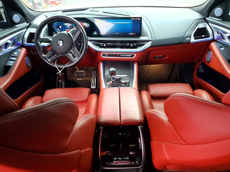 2024 BMW XM 8