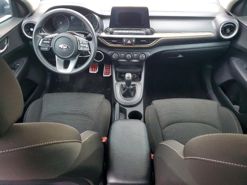 2020 KIA FORTE FE 8