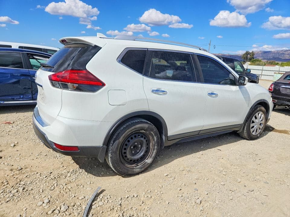 2017 NISSAN ROGUE S 3