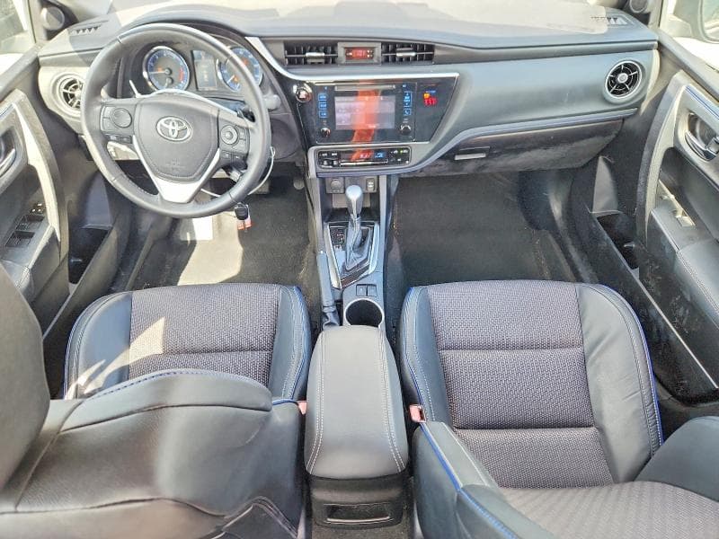2018 TOYOTA COROLLA SE 8