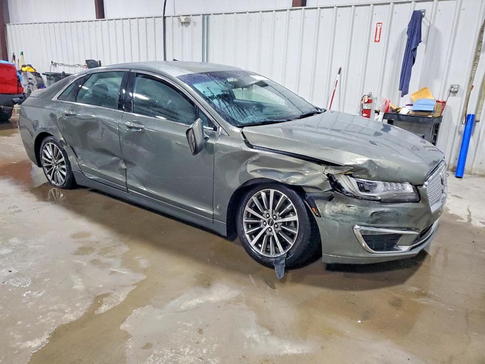 2017 LINCOLN MKZ PREMIERE 4