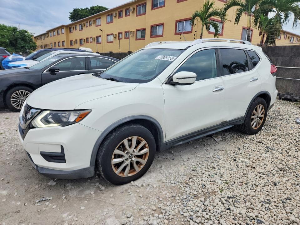 2018 NISSAN ROGUE SV - 1