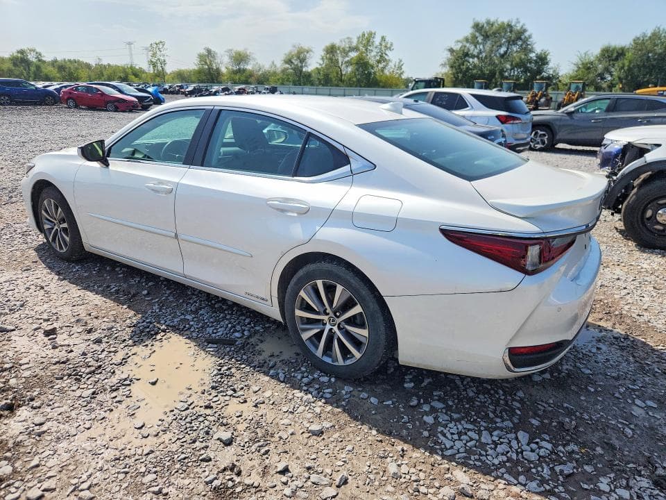 2021 LEXUS ES 300H 2