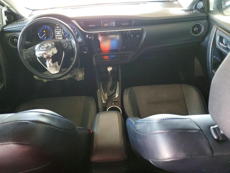 2018 TOYOTA COROLLA SE 8