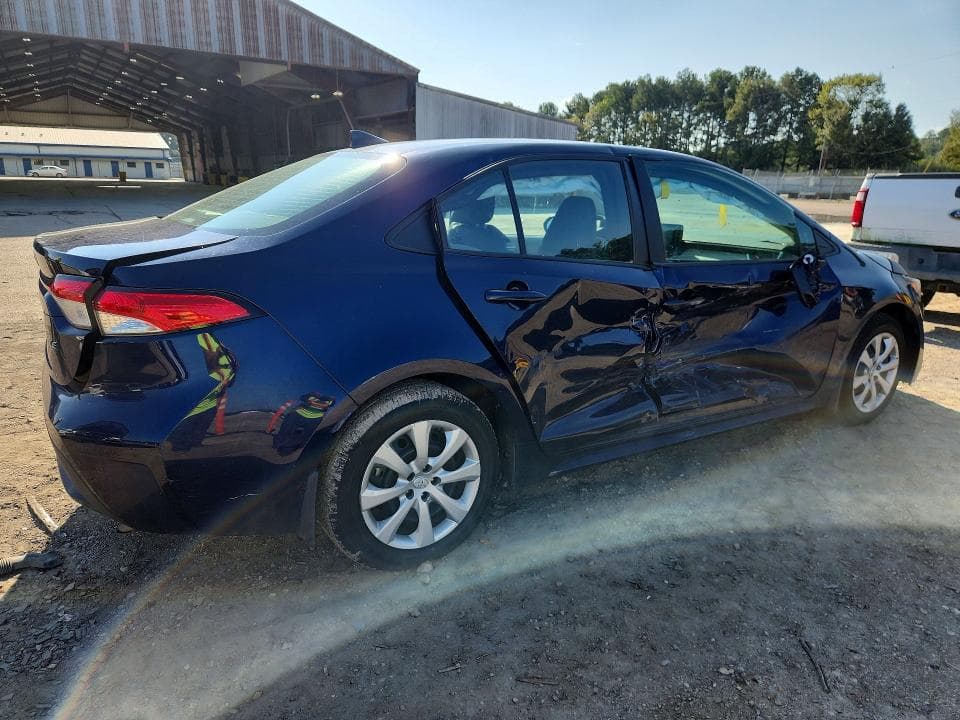 2022 TOYOTA COROLLA LE 3