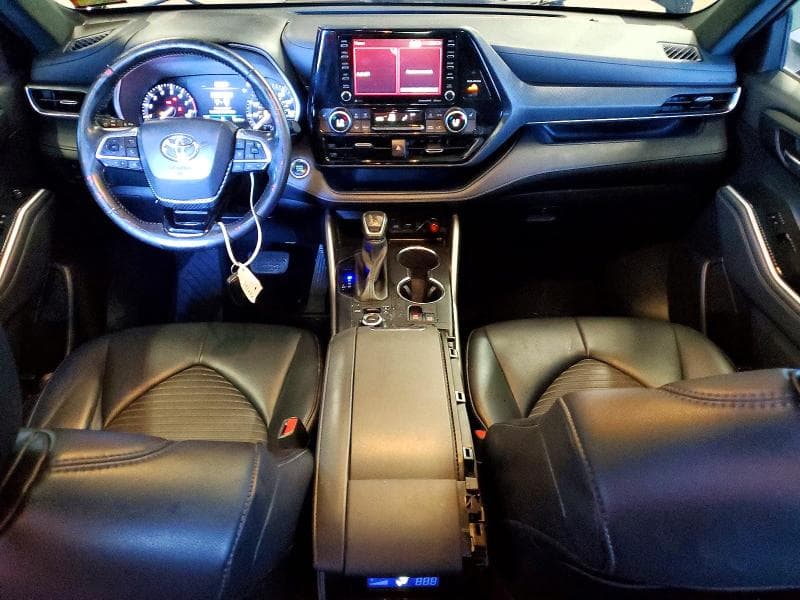 2021 TOYOTA HIGHLANDER XSE 8