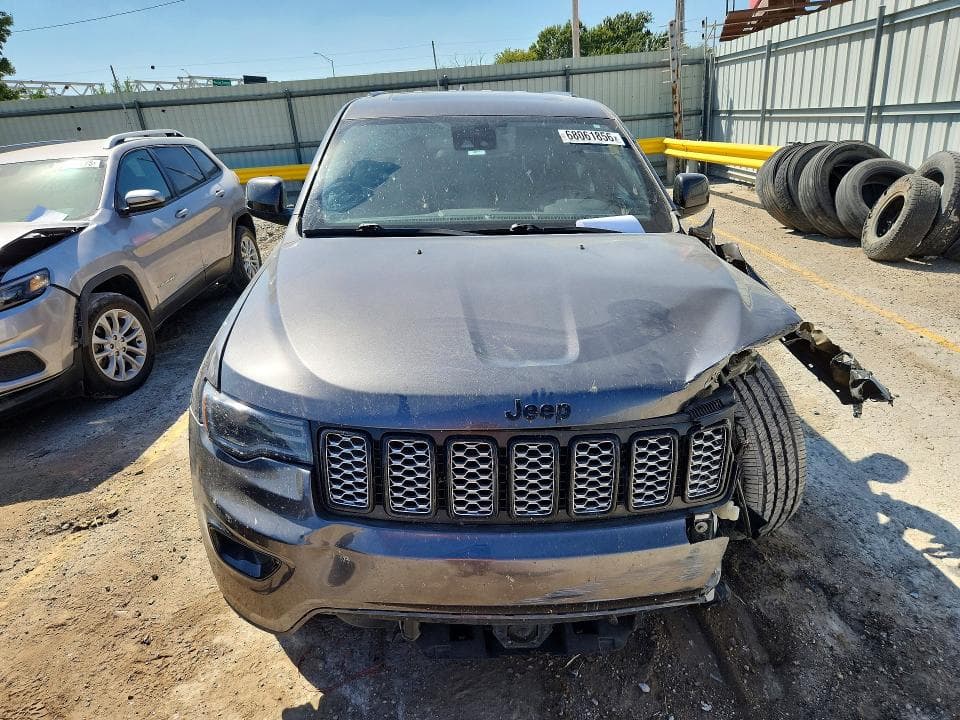 2020 JEEP GRAND CHEROKEE LAREDO 5