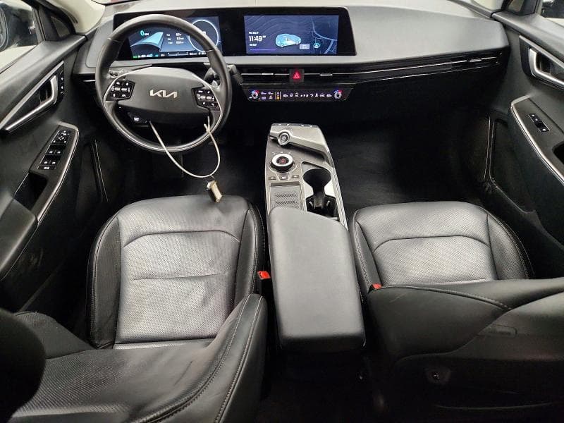 2023 KIA EV6 WIND 8