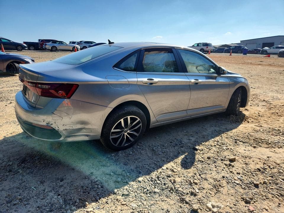 2025 VOLKSWAGEN JETTA SE 3