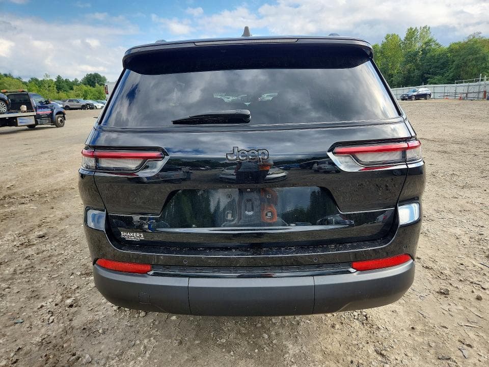 2023 JEEP GRAND CHEROKEE L LAREDO 6