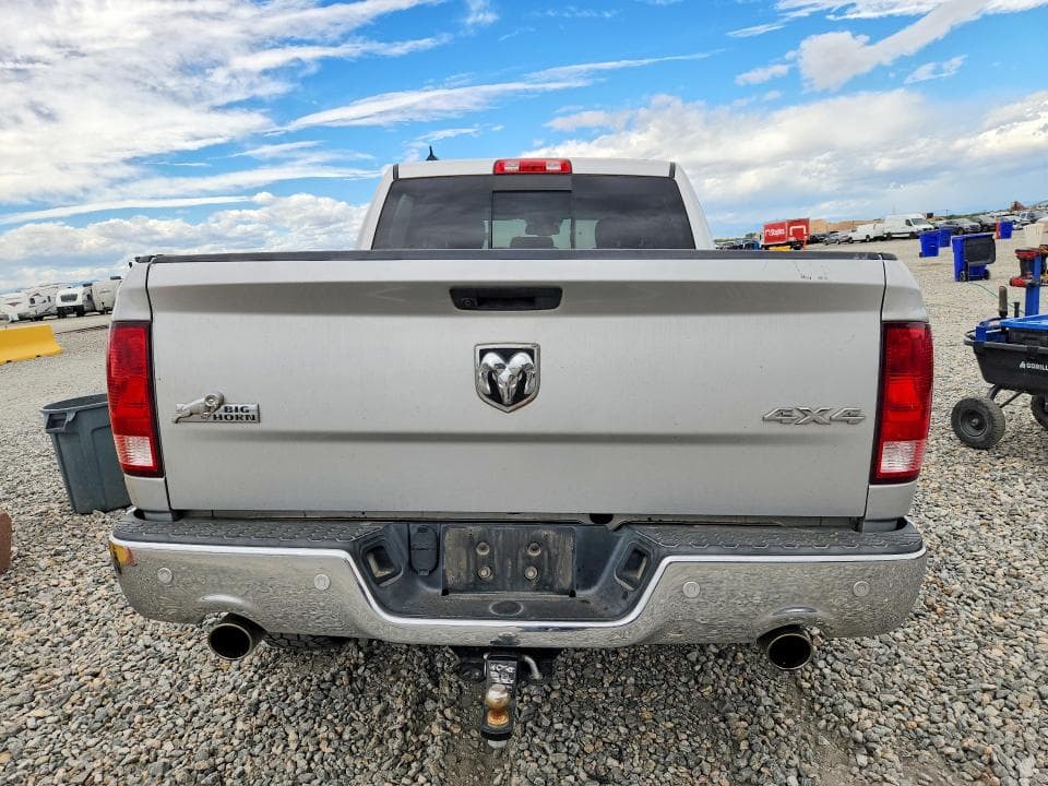 2019 RAM 1500 CLASSIC SLT 6