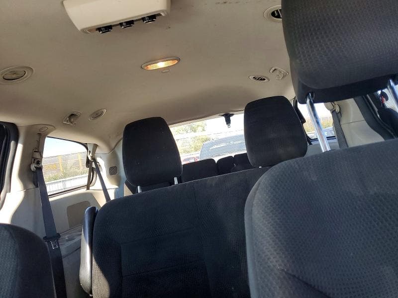 2017 DODGE GRAND CARAVAN SE 10